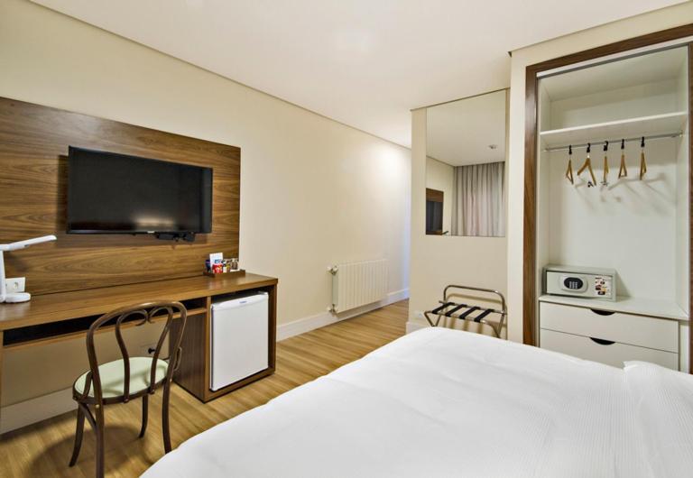 Hotel Chateau Кампус-ду-Жордау Экстерьер фото