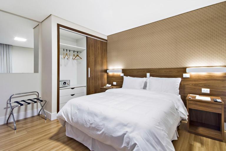 Hotel Chateau Кампус-ду-Жордау Экстерьер фото