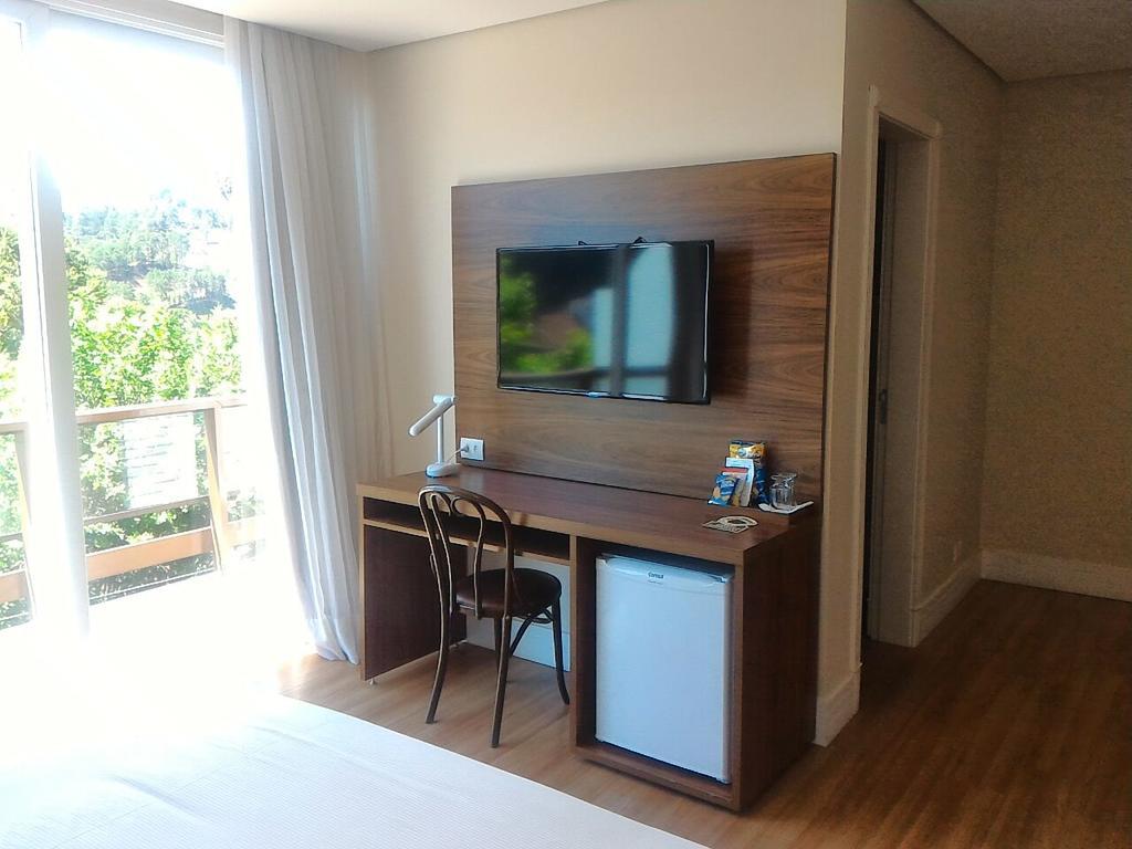 Hotel Chateau Кампус-ду-Жордау Экстерьер фото